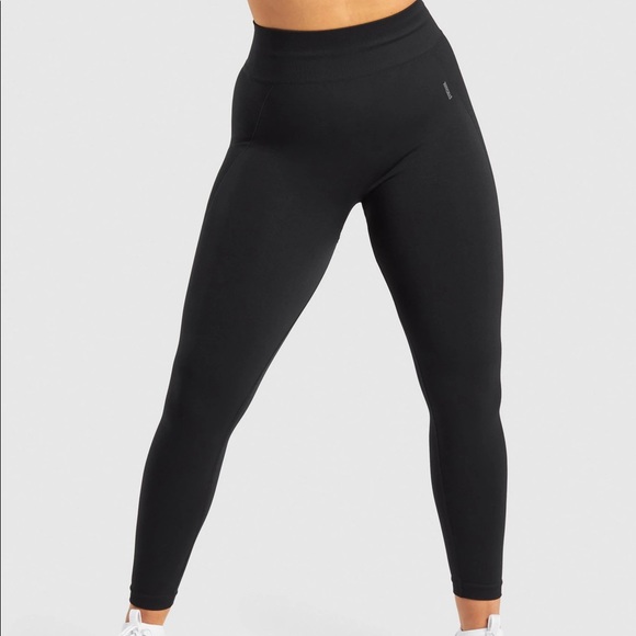 Gymshark Pants - Gymshark Flex Leggings Black Medium Workout High Rise Seamless Contour